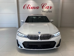 BMW - 320I - 2024/2024 - Branca - R$ 363.950,00