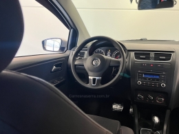 VOLKSWAGEN - CROSSFOX - 2012/2013 - Prata - R$ 47.990,00