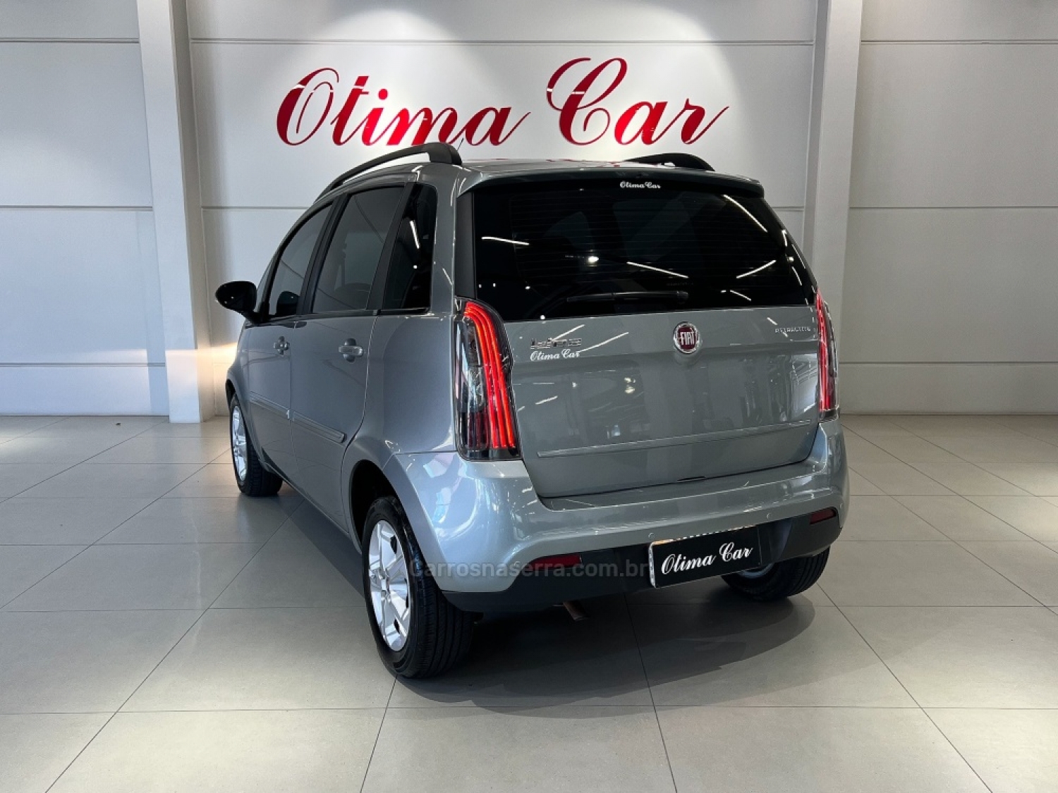 FIAT - IDEA - 2015/2016 - Cinza - R$ 49.990,00