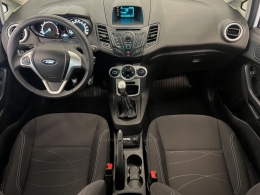 FORD - FIESTA - 2017/2017 - Branca - R$ 65.990,00