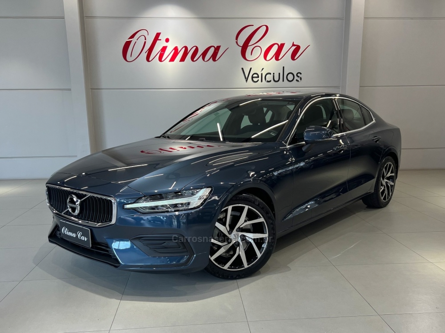 VOLVO - S60 - 2019/2020 - Azul - R$ 147.990,00