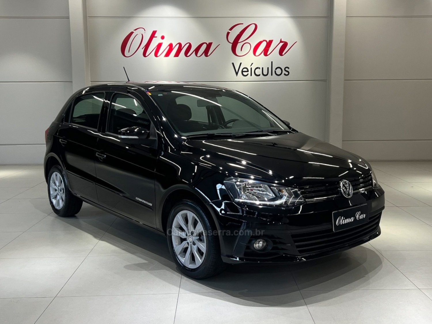 VOLKSWAGEN - GOL - 2017/2018 - Preta - R$ 57.990,00