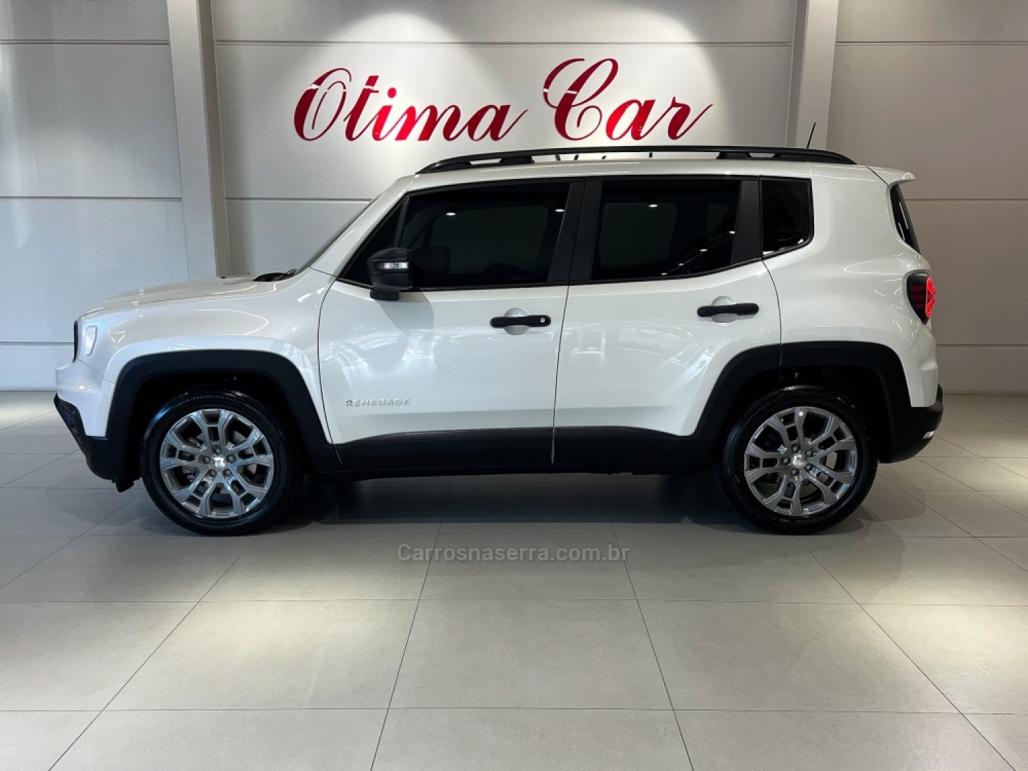 JEEP - RENEGADE - 2022/2022 - Branca - R$ 113.990,00