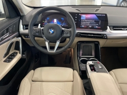 BMW - X1 - 2024/2025 - Branca - R$ 344.900,00