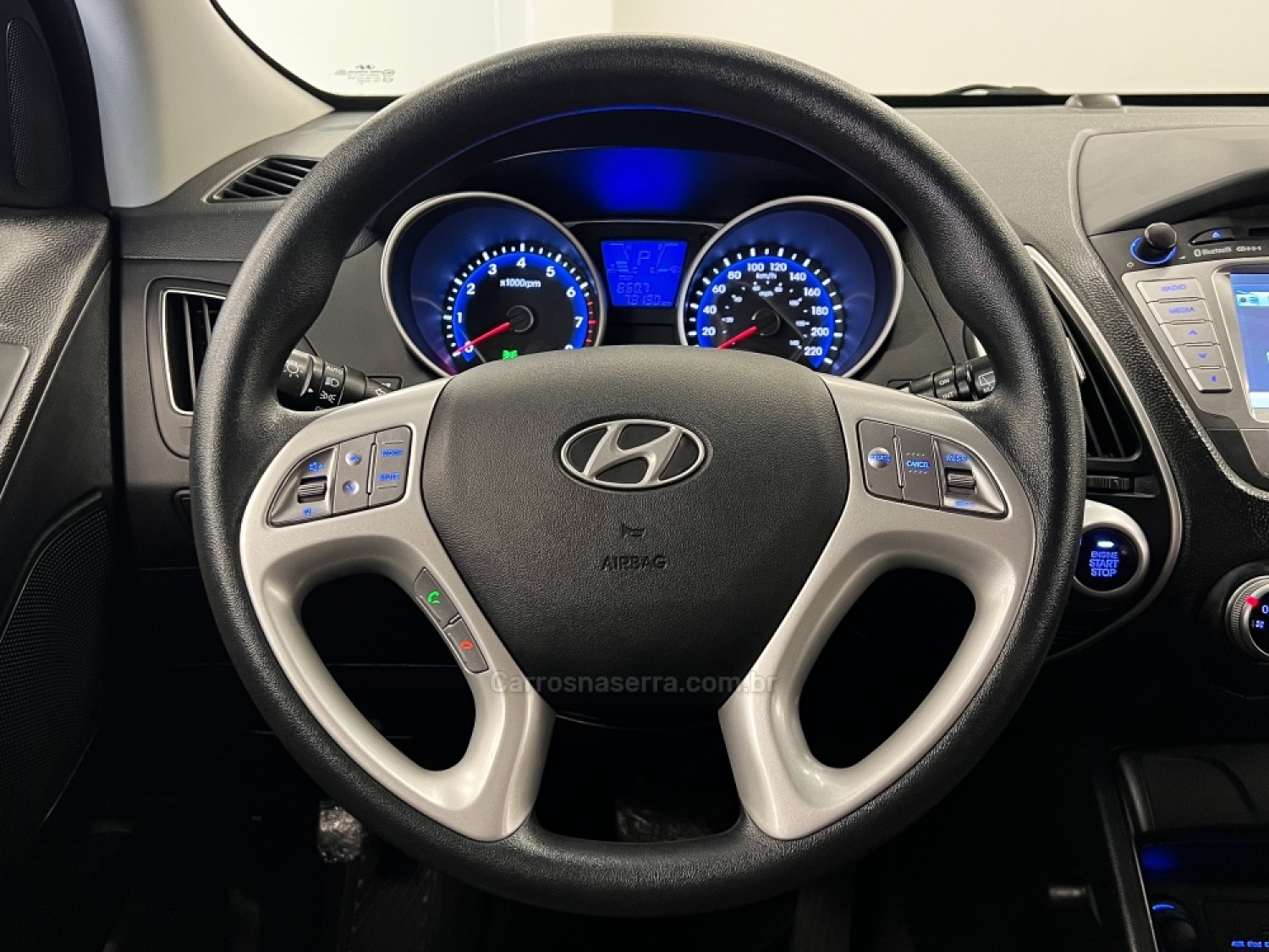 HYUNDAI - IX35 - 2013/2014 - Prata - R$ 79.990,00