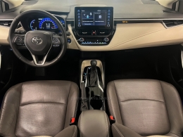 TOYOTA - COROLLA - 2019/2020 - Branca - R$ 139.990,00