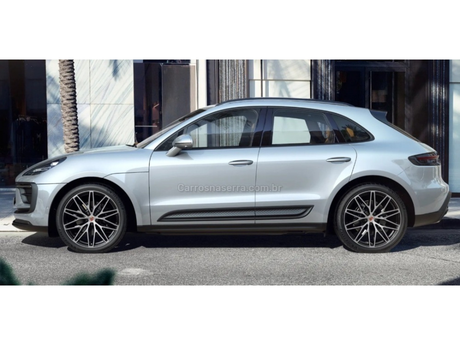 PORSCHE - MACAN - 2024/2025 - Prata - R$ 599.990,00