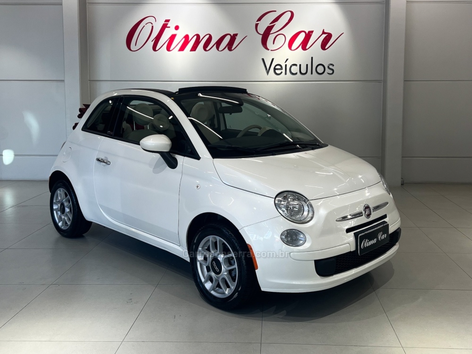 FIAT - 500 - 2014/2014 - Branca - R$ 64.990,00