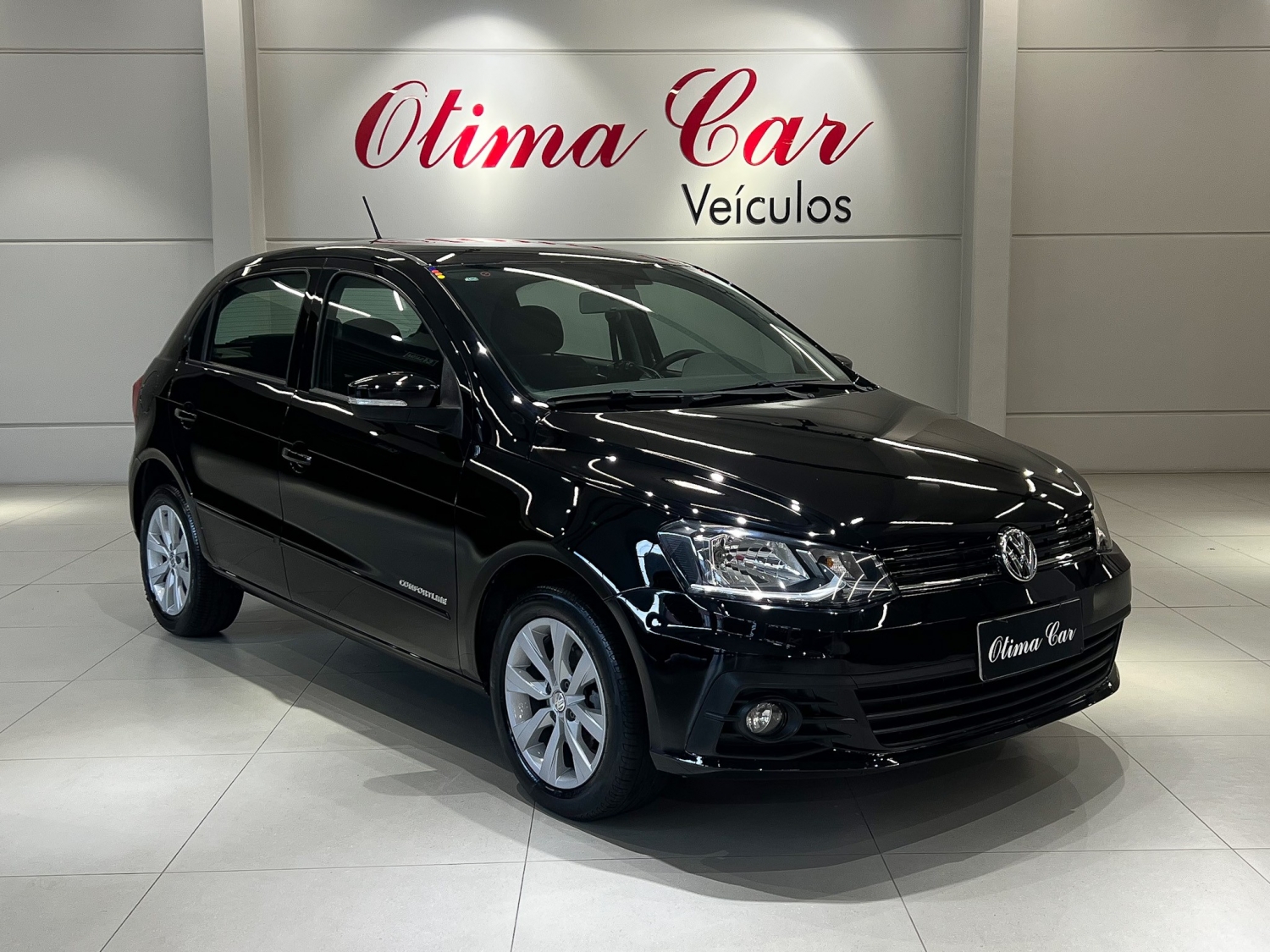 VOLKSWAGEN - GOL - 2017/2018 - Preta - R$ 57.990,00