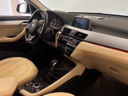 BMW - X1 - 2018/2018 - Branca - R$ 125.990,00