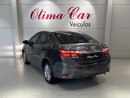 TOYOTA - COROLLA - 2015/2015 - Cinza - R$ 89.990,00