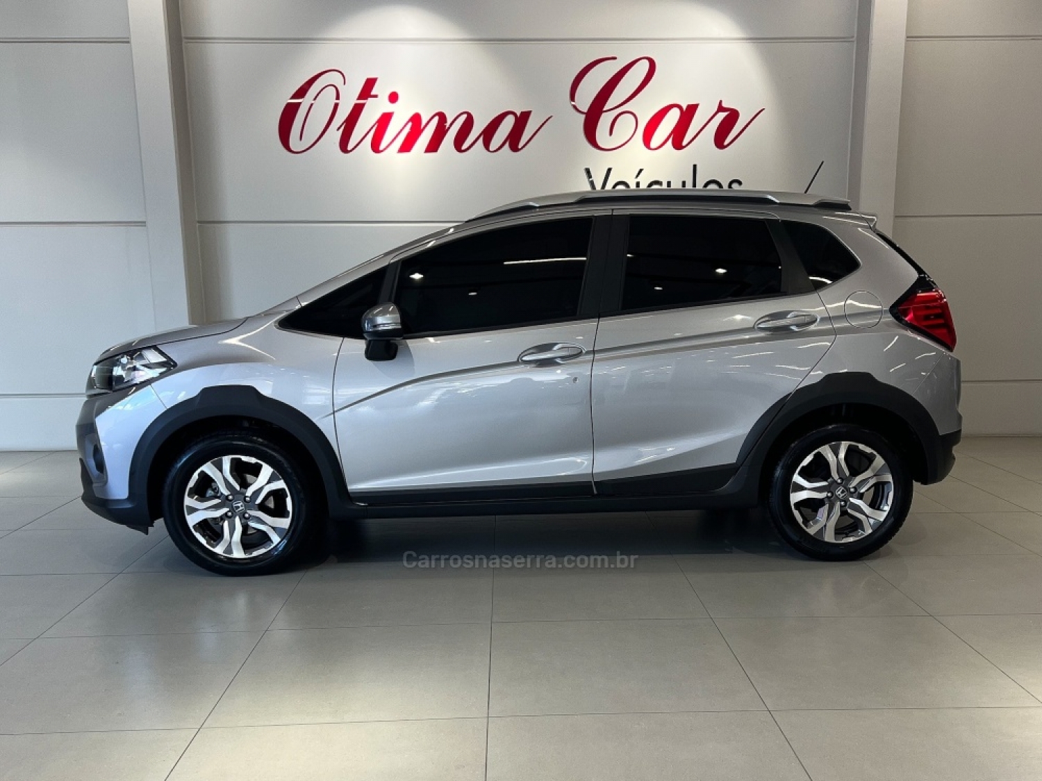 HONDA - WRV - 2017/2018 - Prata - R$ 89.990,00