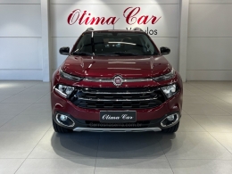 FIAT - TORO - 2017/2018 - Vermelha - R$ 105.990,00