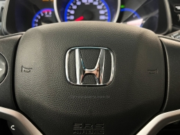 HONDA - FIT - 2019/2020 - Branca - R$ 93.990,00