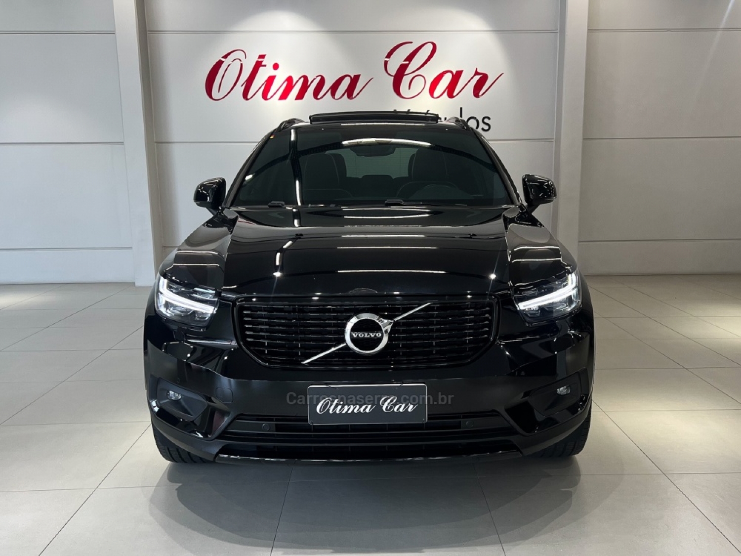 VOLVO - XC 40 - 2021/2021 - Preta - R$ 239.990,00