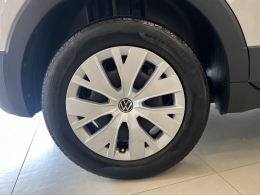 VOLKSWAGEN - T-CROSS - 2021/2022 - Branca - R$ 99.990,00