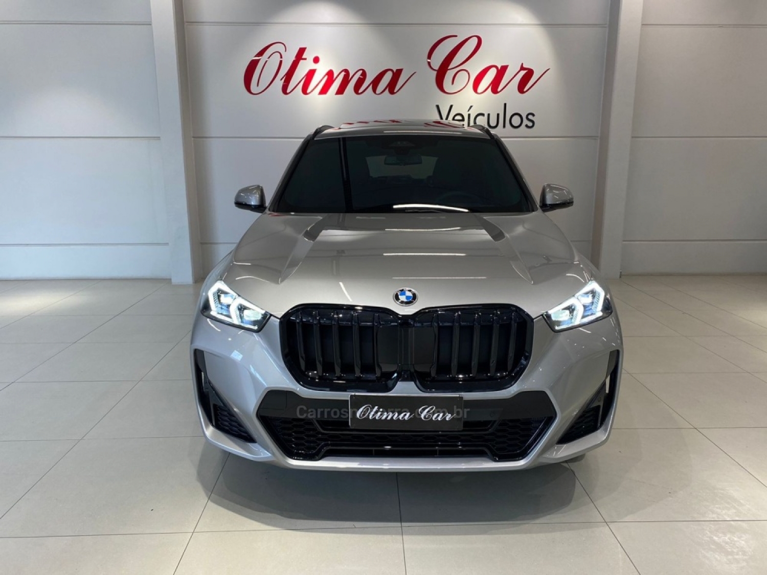 BMW - X1 - 2024/2025 - Prata - R$ 369.900,00