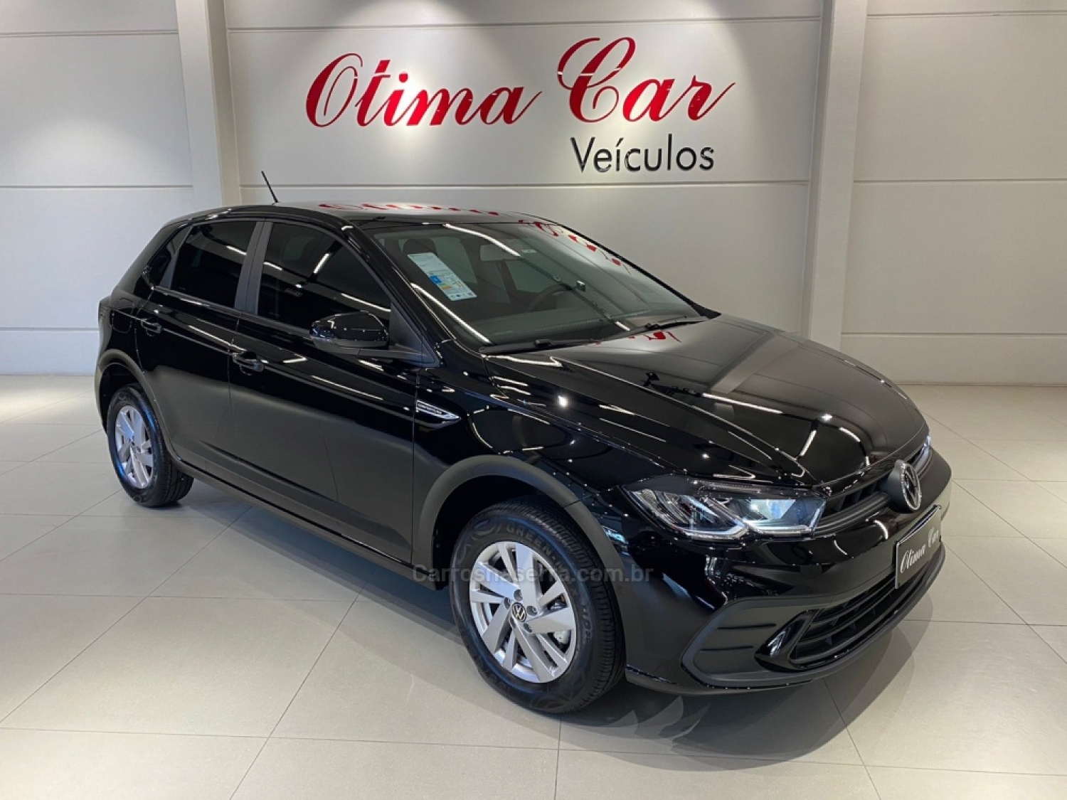 VOLKSWAGEN - POLO - 2024/2025 - Preta - R$ 103.450,00