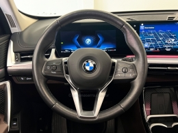 BMW - X1 - 2023/2024 - Branca - R$ 299.990,00