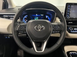 TOYOTA - COROLLA - 2021/2022 - Preta - R$ 143.900,00