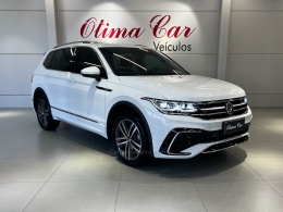 VOLKSWAGEN - TIGUAN - 2024/2024 - Branca - R$ 289.990,00