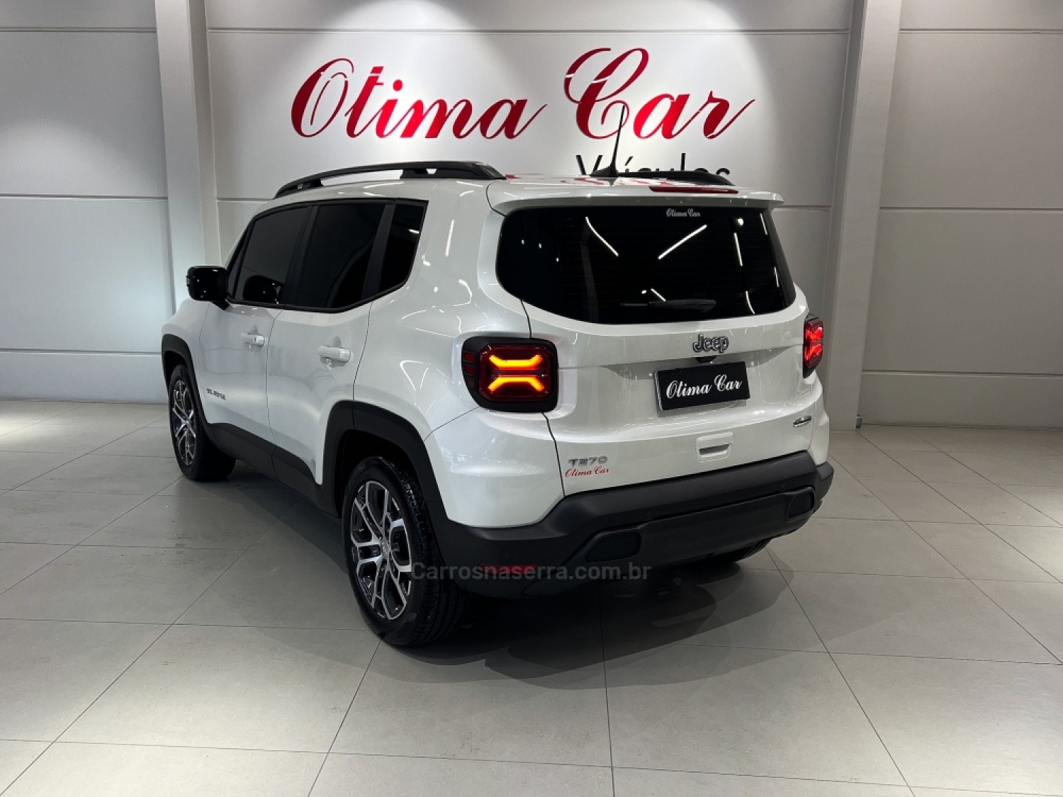 JEEP - RENEGADE - 2023/2024 - Branca - R$ 134.900,00