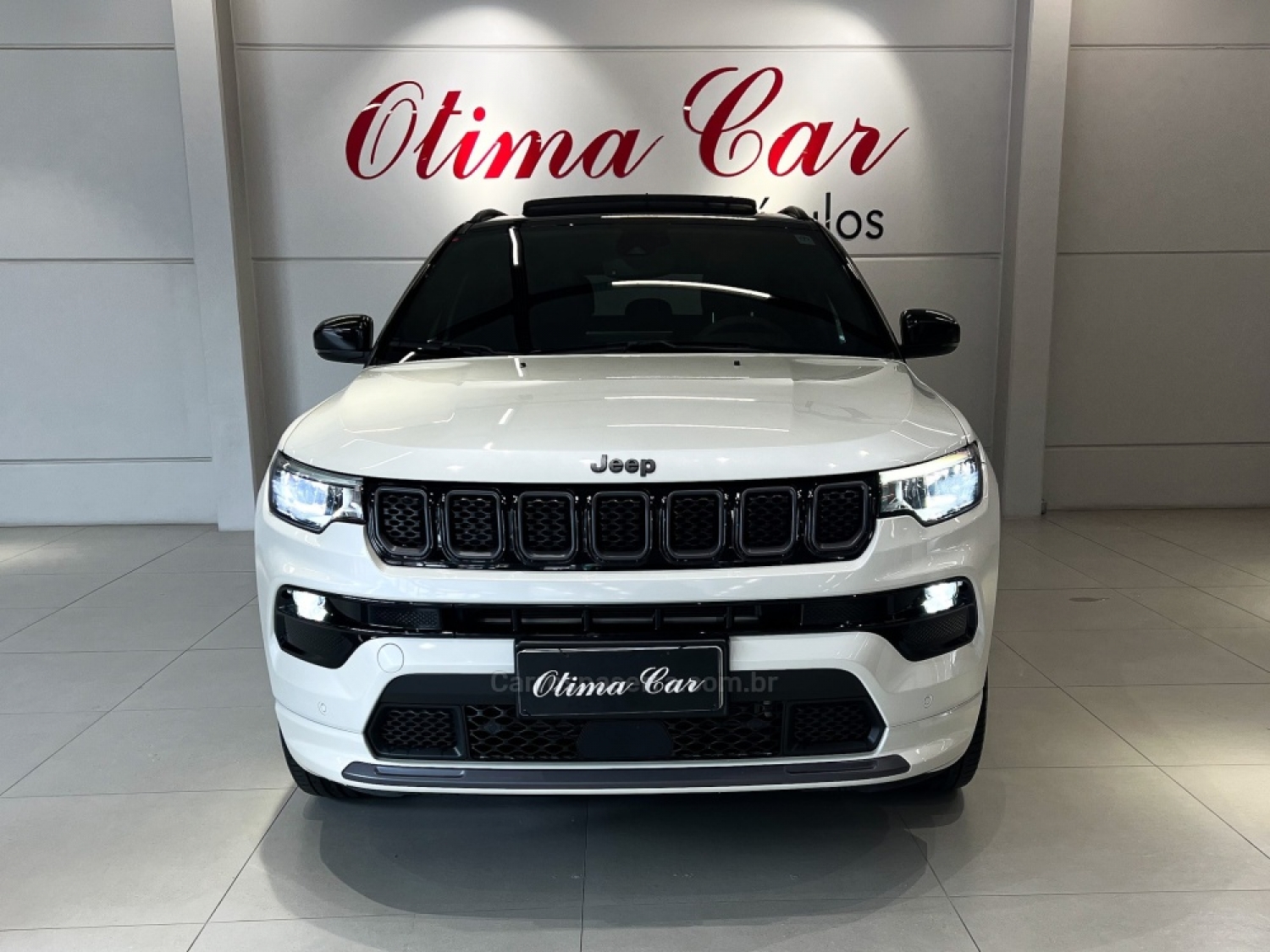 JEEP - COMPASS - 2022/2023 - Branca - R$ 187.900,00