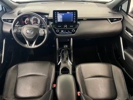 TOYOTA - COROLLA - 2021/2022 - Prata - R$ 145.900,00