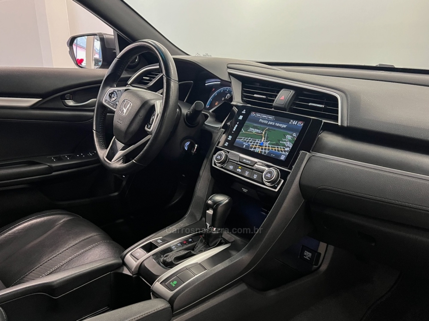 HONDA - CIVIC - 2019/2019 - Cinza - R$ 127.990,00