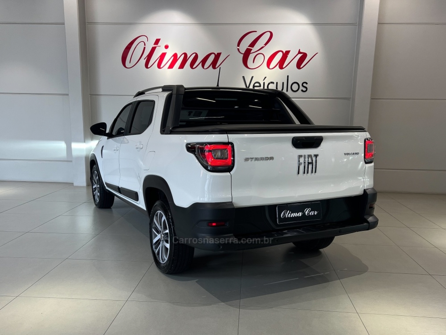 FIAT - STRADA - 2021/2021 - Branca - R$ 99.990,00