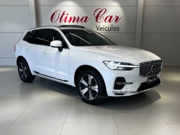 VOLVO - XC60 - 2022/2023 - Branca - R$ 319.990,00