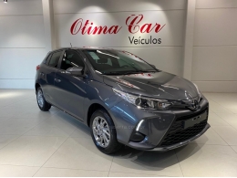 TOYOTA - YARIS - 2024/2025 - Cinza - R$ 112.900,00