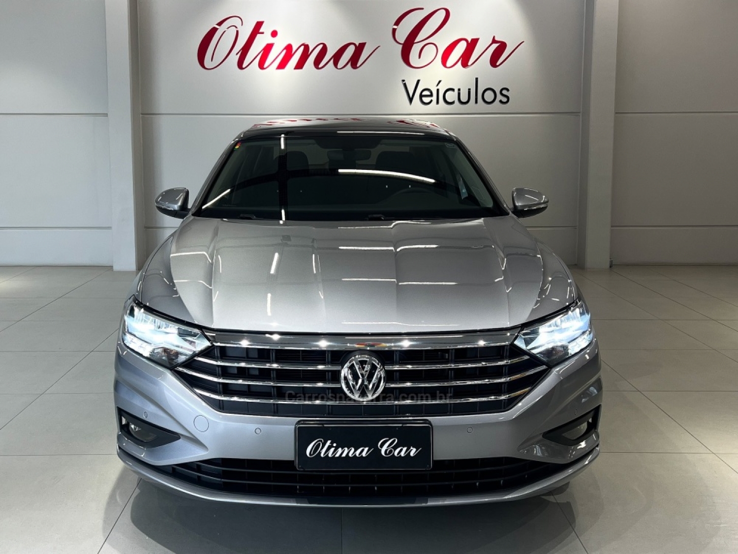 VOLKSWAGEN - JETTA - 2020/2020 - Prata - R$ 129.900,00