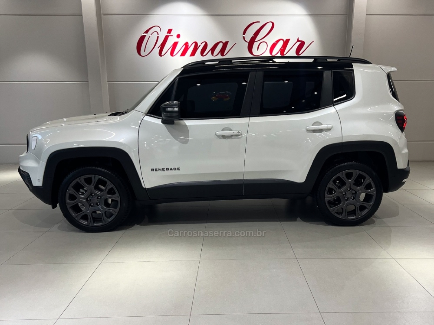 JEEP - RENEGADE - 2022/2023 - Branca - R$ 145.900,00