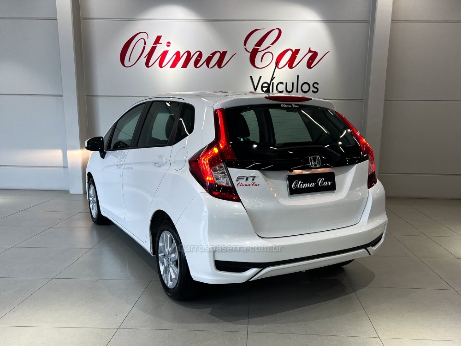 HONDA - FIT - 2019/2020 - Branca - R$ 93.990,00