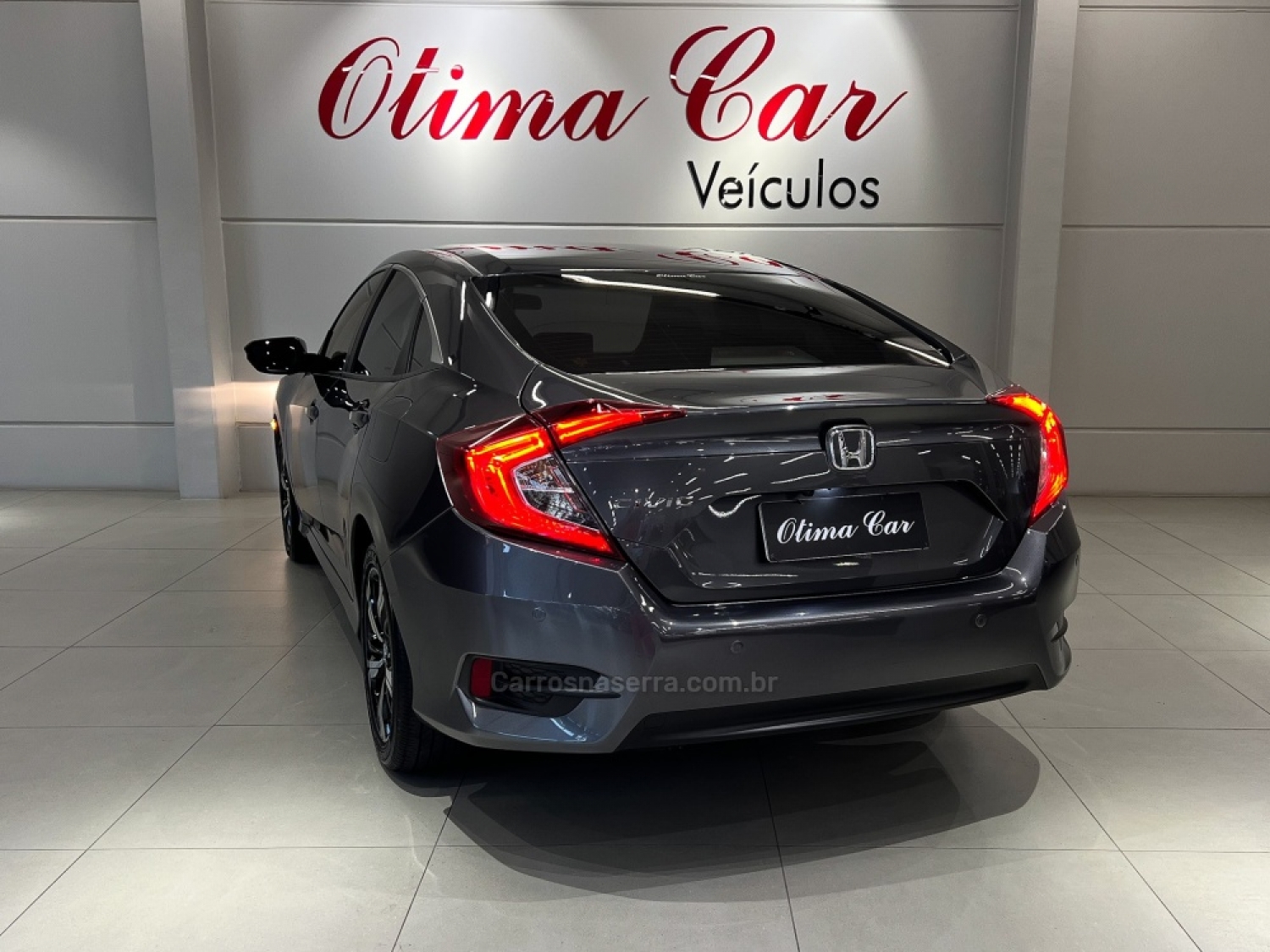 HONDA - CIVIC - 2019/2019 - Cinza - R$ 127.990,00