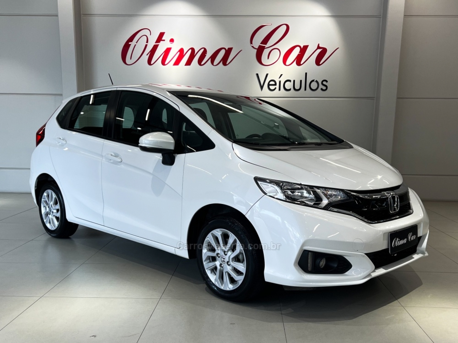 HONDA - FIT - 2019/2020 - Branca - R$ 93.990,00