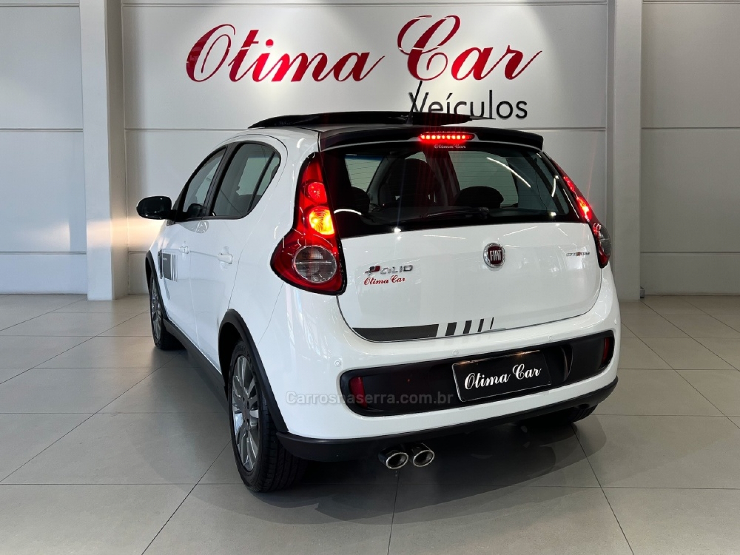 FIAT - PALIO - 2015/2016 - Branca - R$ 49.990,00