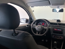 VOLKSWAGEN - GOL - 2017/2018 - Branca - R$ 44.990,00