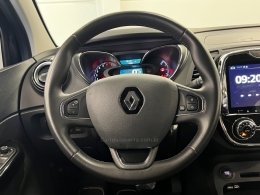 RENAULT - CAPTUR - 2018/2019 - Preta - R$ 79.990,00