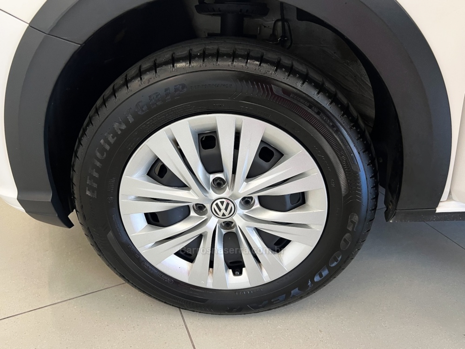 VOLKSWAGEN - SAVEIRO - 2020/2021 - Branca - R$ 67.990,00