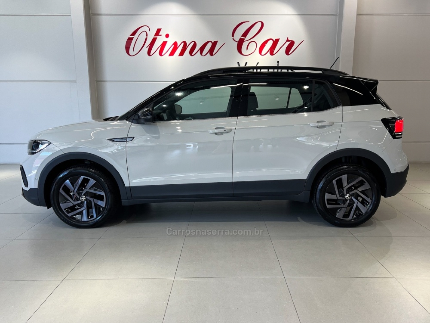 VOLKSWAGEN - T-CROSS - 2024/2025 - Bege - R$ 196.250,00