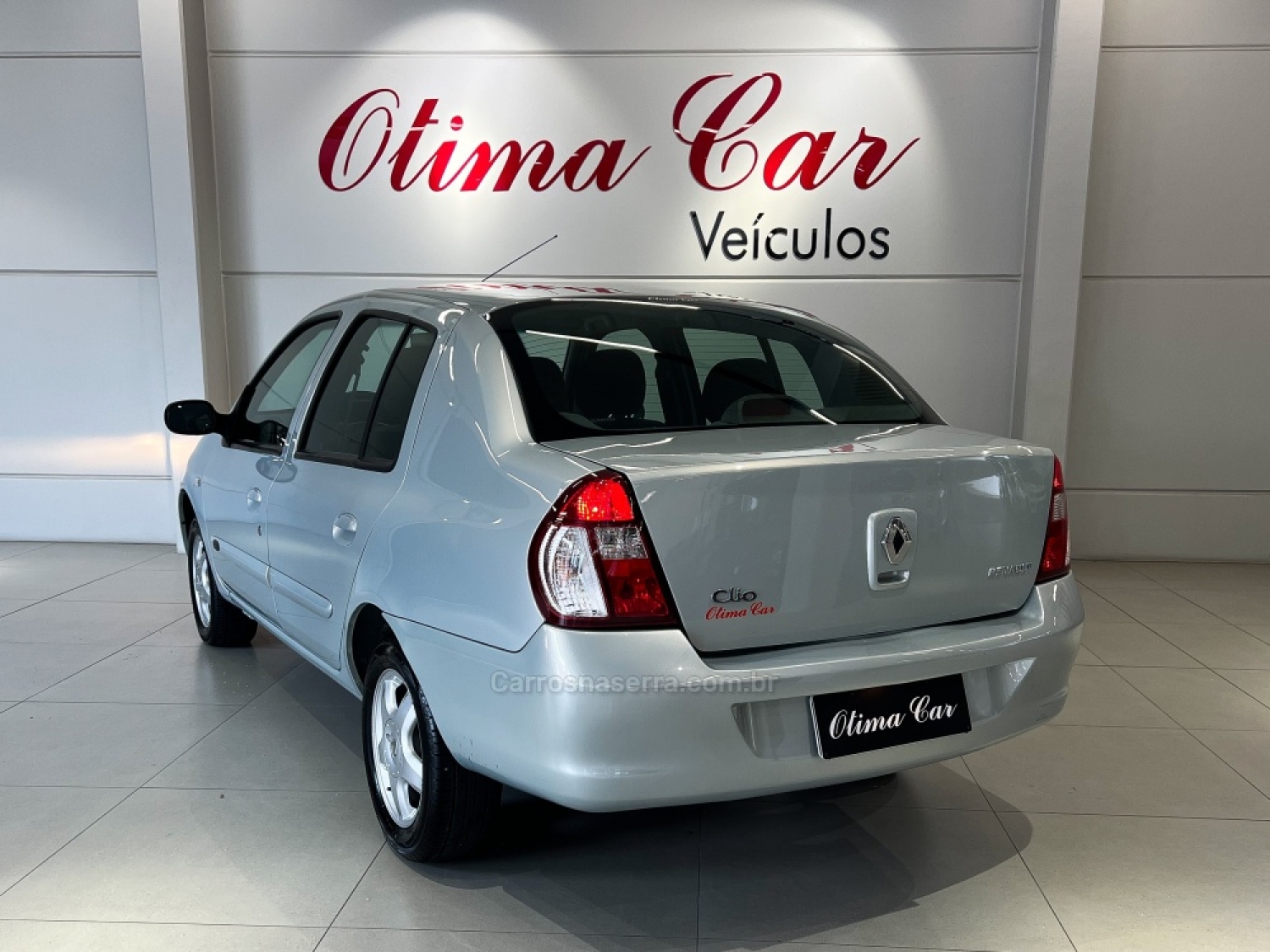 RENAULT - CLIO - 2007/2008 - Prata - R$ 25.990,00