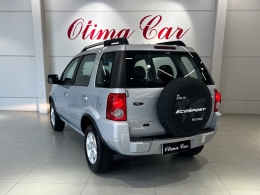 FORD - ECOSPORT - 2011/2012 - Prata - R$ 44.990,00