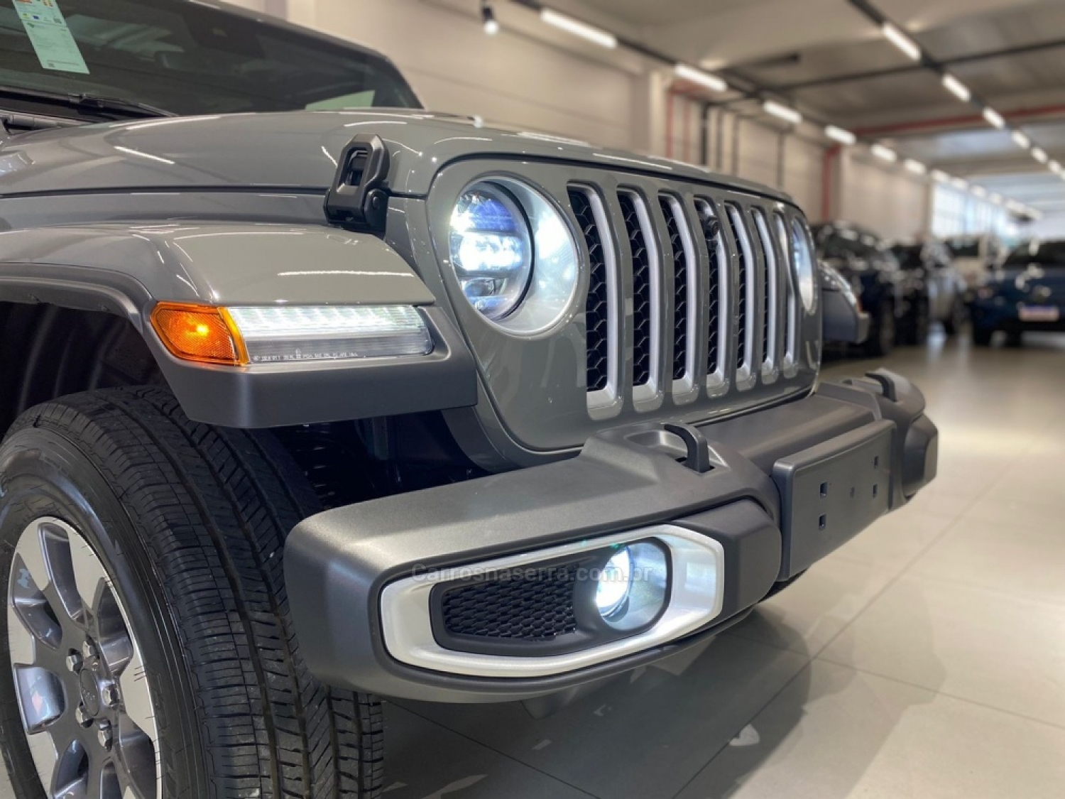 JEEP - WRANGLER - 2023/2023 - Cinza - R$ 479.990,00